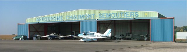 Hangar avions de l'aérodrome de Chaumont-Semoutiers
